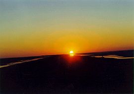 Sonnenaufgang über dem Schott el Djerid Sonnenaufgang über dem Schott el Djerid