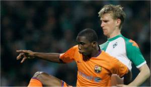 Per Mertesacker gegen Samuel Eto'o