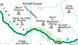 Glen Shiel mit 'Five Sisters of Kintail'