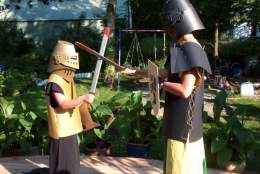 'Unsere' Ritter Jan und Lukas im Juli 2003