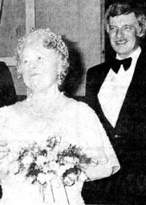 Robin Anderson & 'Queen Mom'