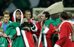 Werder-Weihnachtsmänner